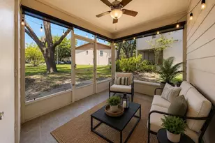 2316 Fletchers Point Cir, Tampa, FL 33613 - Photo 25