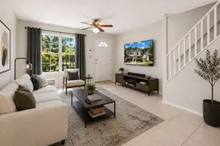 2316 Fletchers Point Cir, Tampa, FL 33613 - Photo 5
