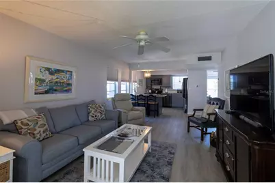 9940 47th Avenue N #207, Saint Petersburg, FL 33708 - Photo 7