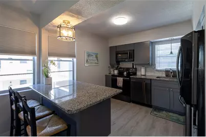 9940 47th Avenue N #207, Saint Petersburg, FL 33708 - Photo 5