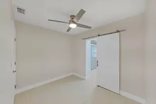 4726 Eldorado Dr, Tampa, FL 33615 - Photo 29