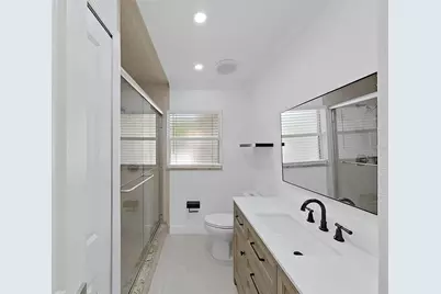 4726 Eldorado Drive, Tampa, FL 33615 - Photo 21