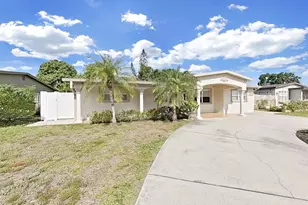 4726 Eldorado Dr, Tampa, FL 33615 - Photo 3