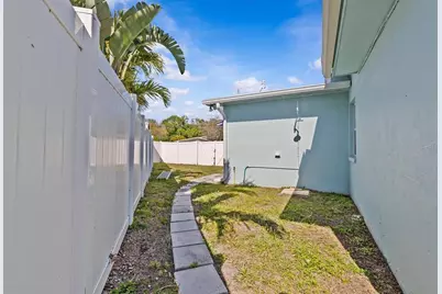 310 Westwinds Drive, Palm Harbor, FL 34683 - Photo 31