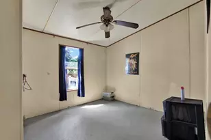 3642 Kalman Dr, Zephyrhills, FL 33541 - Photo 19