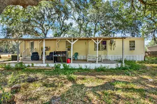 3642 Kalman Dr, Zephyrhills, FL 33541 - Photo 3
