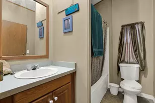 3642 Kalman Dr, Zephyrhills, FL 33541 - Photo 19