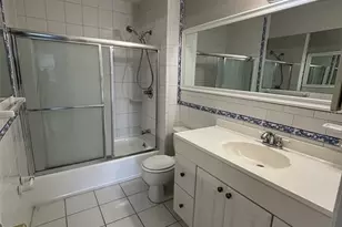 10307 Parkcrest Dr, Tampa, FL 33624 - Photo 21