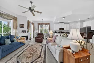 1364 Emerald Dunes Dr, Sun City Center, FL 33573 - Photo 15
