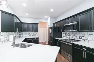 11334 Bridge Pine Dr, Riverview, FL 33569 - Photo 11