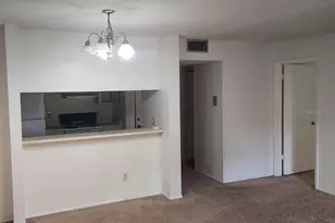14111 Mossy Glen Ln, Tampa, FL 33613 - Photo 5