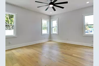 1420 36th Avenue N, Saint Petersburg, FL 33704 - Photo 25