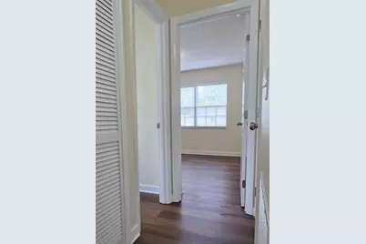 2417 Wishing Well Circle, Tampa, FL 33619 - Photo 33