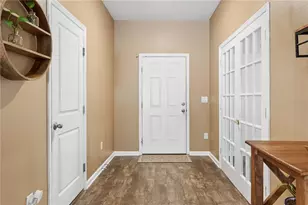 35159 Daisy Meadow Loop, Zephyrhills, FL 33541 - Photo 3