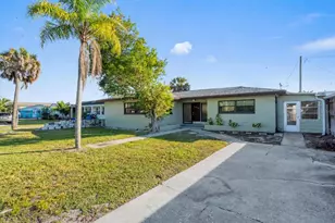 6860 Park St S, South Pasadena, FL 33707 - Photo 1
