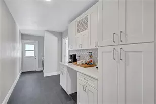 4417 Trout Dr SE, Saint Petersburg, FL 33705 - Photo 9