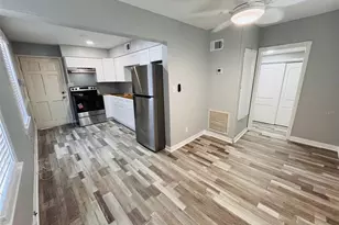 128 W North St, Tampa, FL 33604 - Photo 9