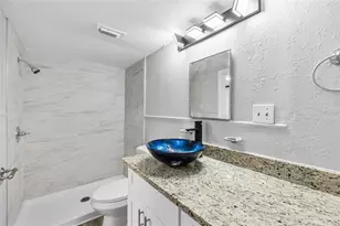 128 W North St, Tampa, FL 33604 - Photo 17