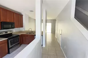 8519 Trail Wind Dr, Tampa, FL 33647 - Photo 9