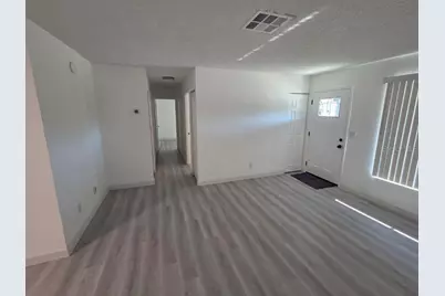 7981 Smoketree Court, Largo, FL 33773 - Photo 19