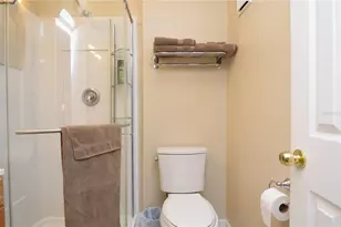 121 Sea Horse Dr SE, Saint Petersburg, FL 33705 - Photo 29