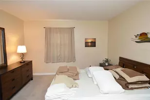 121 Sea Horse Dr SE, Saint Petersburg, FL 33705 - Photo 23
