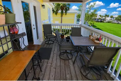 121 Seahorse Drive SE #C, Saint Petersburg, FL 33705 - Photo 51