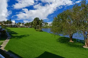 121 Sea Horse Dr SE, Saint Petersburg, FL 33705 - Photo 53
