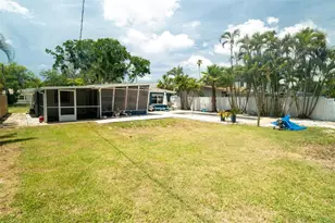3727 Alabama Ave NE, Saint Petersburg, FL 33703 - Photo 13