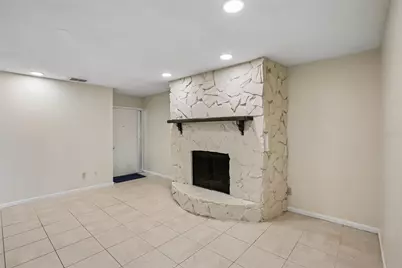 4828 Grove Point Drive, Tampa, FL 33624 - Photo 5