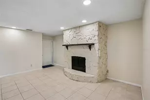 4828 Grove Point Dr, Tampa, FL 33624 - Photo 5