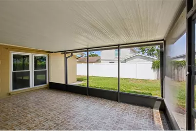 4828 Grove Point Drive, Tampa, FL 33624 - Photo 11
