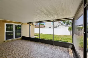 4828 Grove Point Dr, Tampa, FL 33624 - Photo 11
