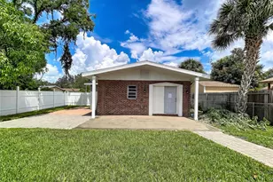 2127 W Perio St, Tampa, FL 33612 - Photo 59