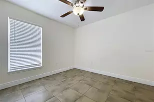 2127 W Perio St, Tampa, FL 33612 - Photo 41