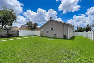 2127 W Perio St, Tampa, FL 33612 - Photo 7