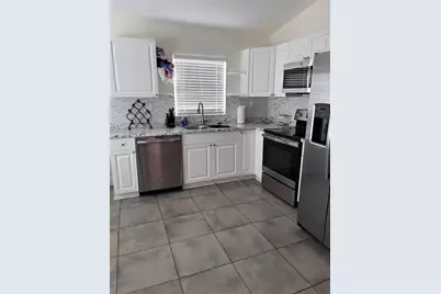 2127 W Perio Street #1, Tampa, FL 33612 - Photo 3