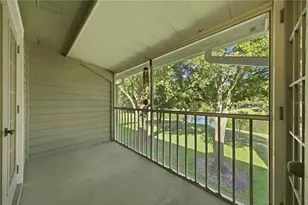 11817 Skylake Pl, Temple Terrace, FL 33617 - Photo 29