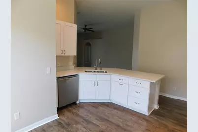 1247 Vinetree Drive, Brandon, FL 33510 - Photo 7