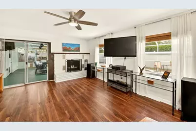 3255 57th Street N, Saint Petersburg, FL 33710 - Photo 11