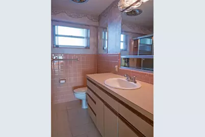 7000 Beach Plaza #202, Saint Pete Beach, FL 33706 - Photo 33