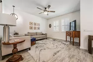 5607 Hometown Ln, Lithia, FL 33547 - Photo 11
