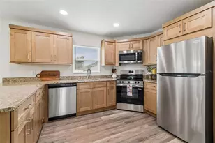 1003 E Renfro St, Plant City, FL 33563 - Photo 5