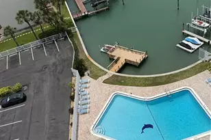 255 Dolphin Point, Clearwater Beach, FL 33767 - Photo 21