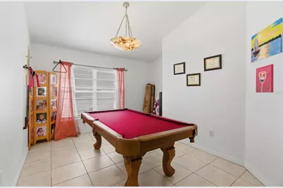 12818 Lake Vista Drive, Gibsonton, FL 33534 - Photo 9