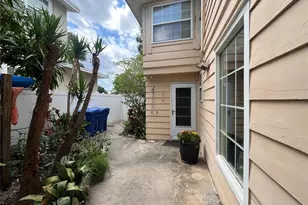 1412 36th Ave N, St Petersburg, FL 33704 - Photo 19