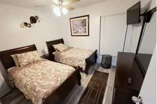 14930 Glasgow Ct, Tampa, FL 33624 - Photo 9