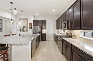 10902 Citron Oaks Dr, Orlando, FL 32836 - Photo 11