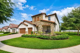 10902 Citron Oaks Dr, Orlando, FL 32836 - Photo 3
