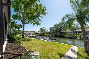 9476 Tradewinds Ave, Seminole, FL 33776 - Photo 3